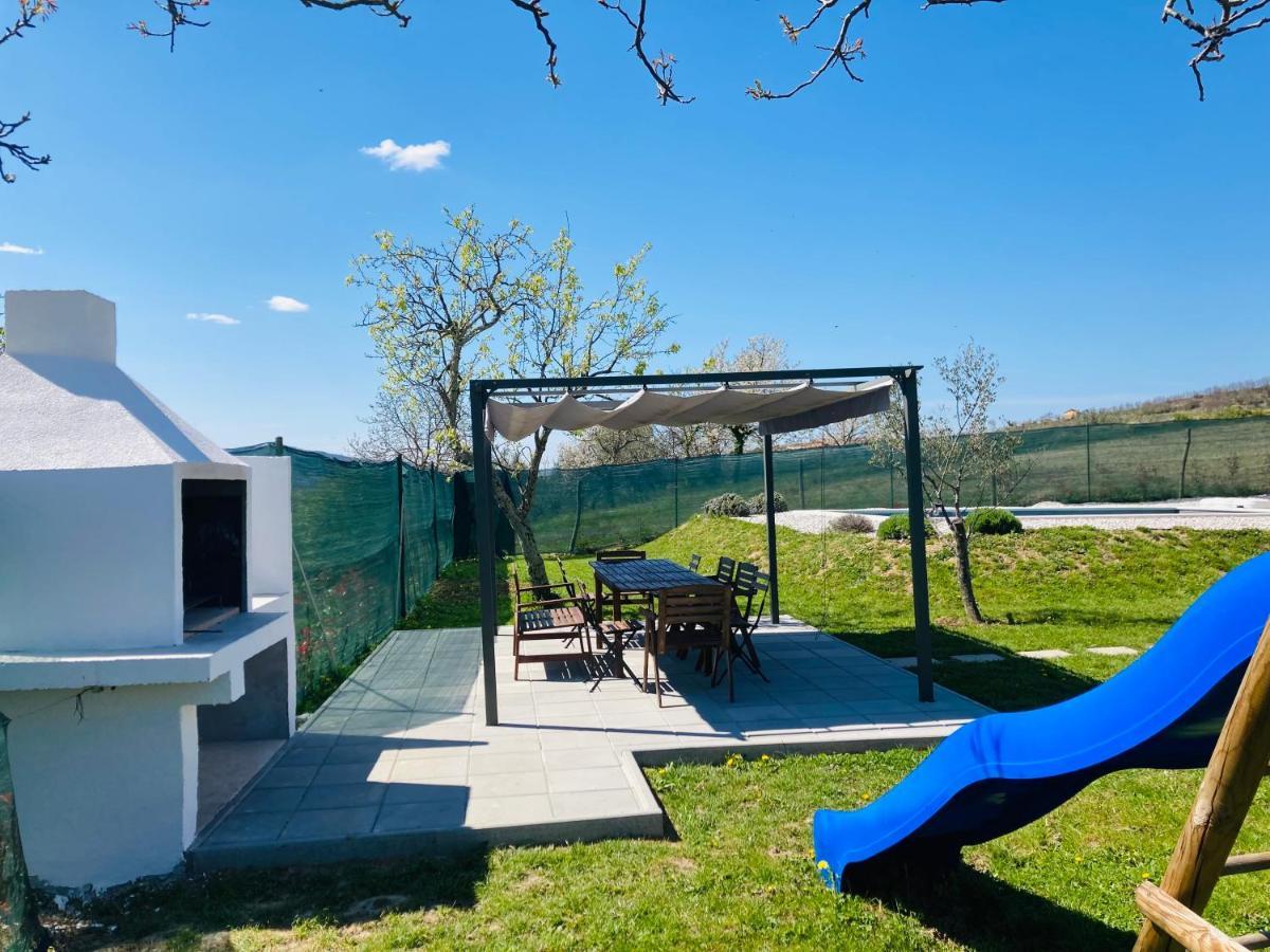 Villa Butoniga Nature Buzet Eksteriør billede